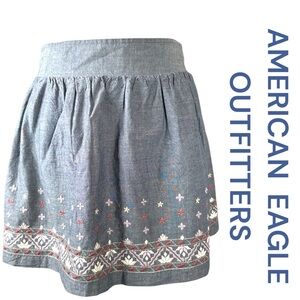 AMERICAN EAGLE OUTFITTERS Blue Chambray Embroidered Mini Skirt, Size M.